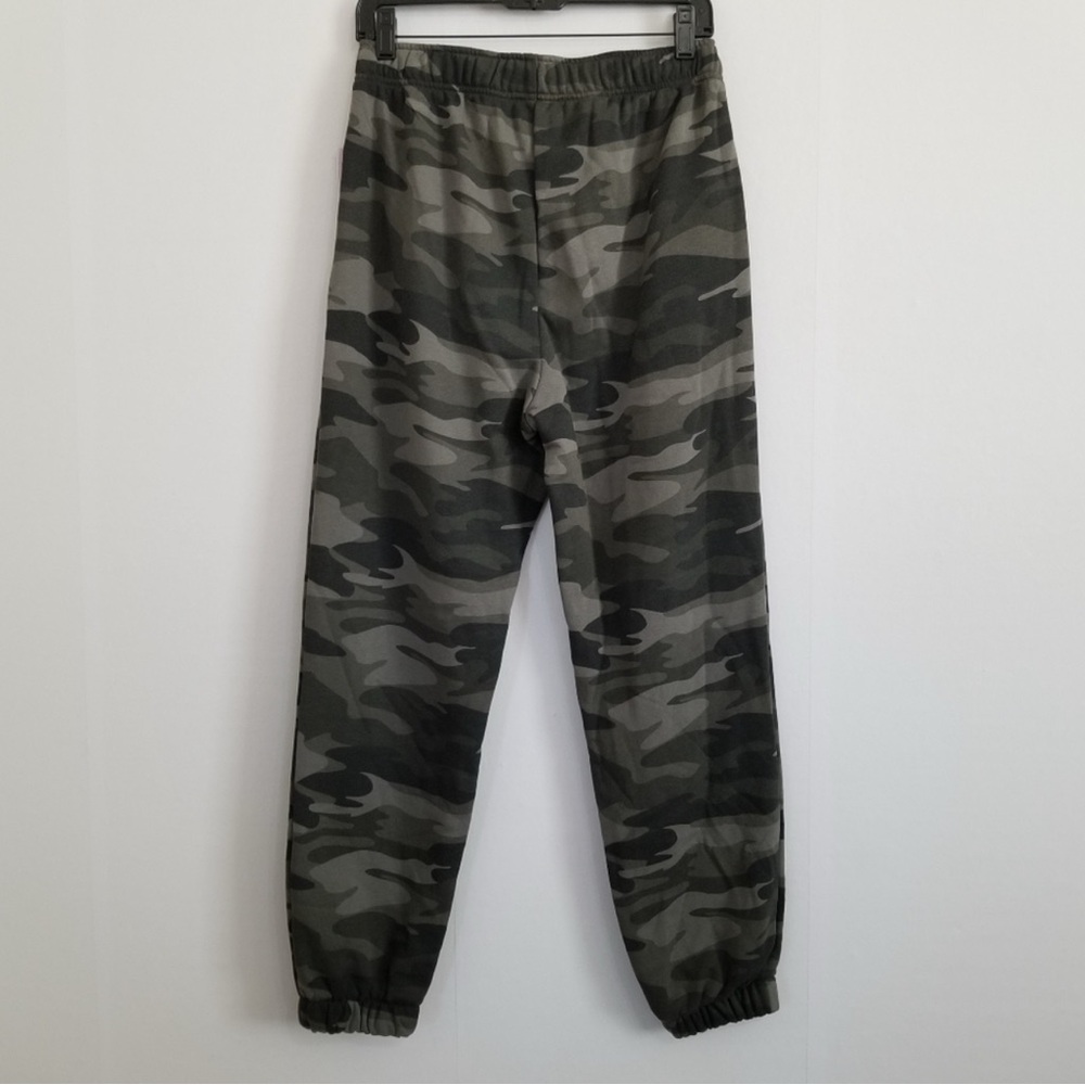 NWT Wild Fable Forest Green and Charcoal Jogger - Small - Picture 2 of 7